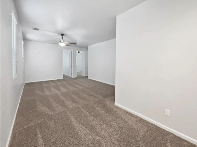 Foto del edificio - 4418 Natomas Central Dr