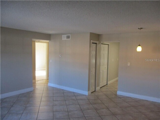 Building Photo - 12401 Hibiscus Oak Pl