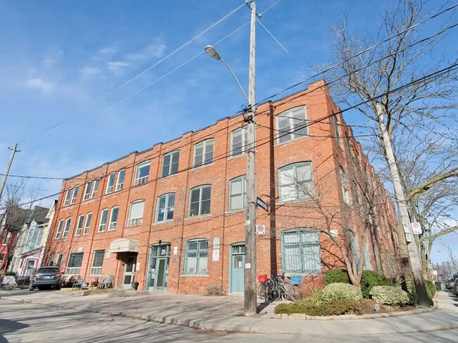 Building Photo - 34 Noble St
