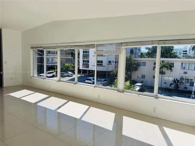 Foto del edificio - 1035 94th St