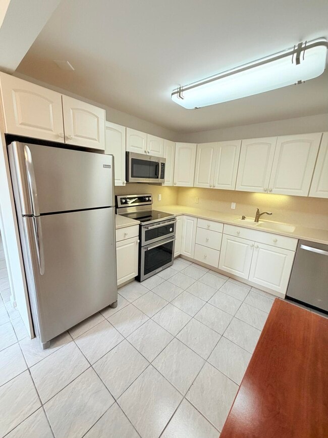 Foto del edificio - 1004 Newcastle A