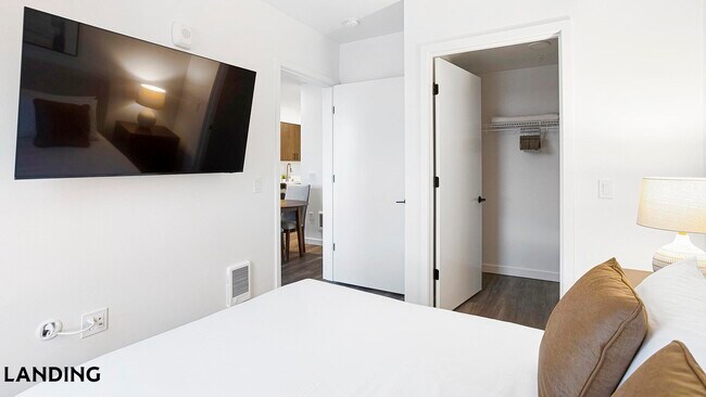 Foto del edificio - 8511 15th Ave NW