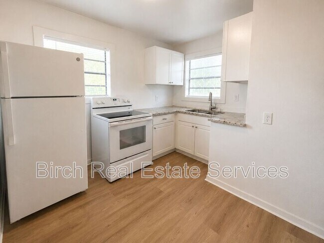 Foto del edificio - 1725 Preston St S