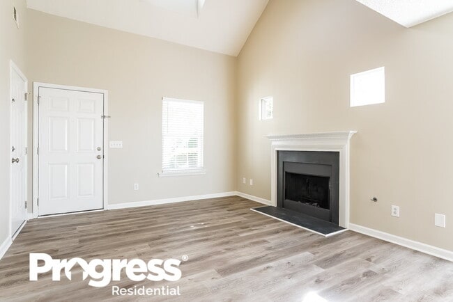 Building Photo - 6004 Silkwater Ct