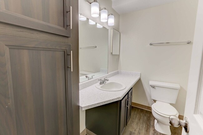 Interior Photo - Americana Lakewood Apartments