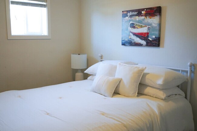 Foto del edificio - 1078 Cosmo Ave