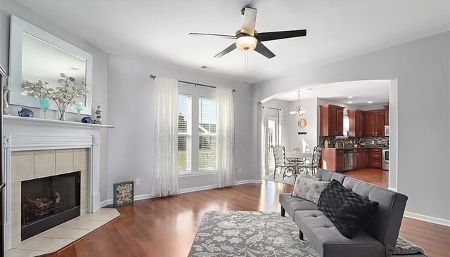 Foto del edificio - 9 Melody Dr