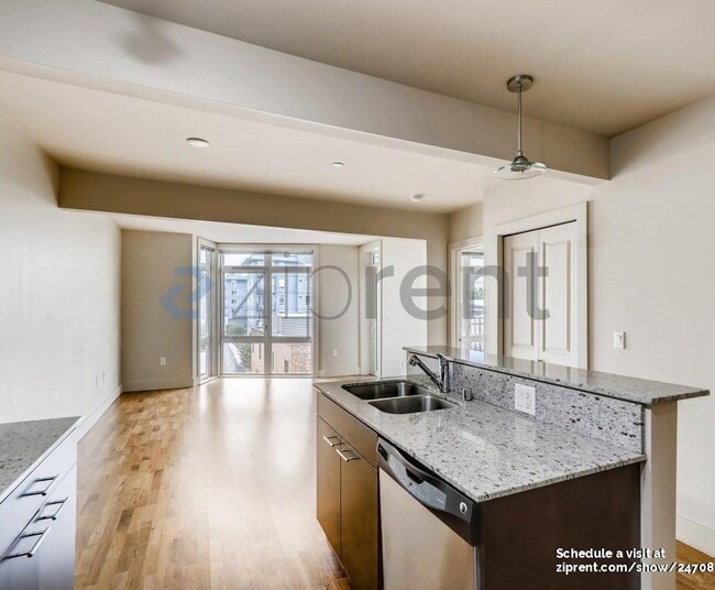 Building Photo - 159 Denny Wy
