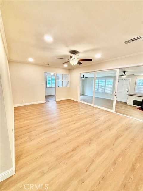 Foto del edificio - 5709 Carfax Ave