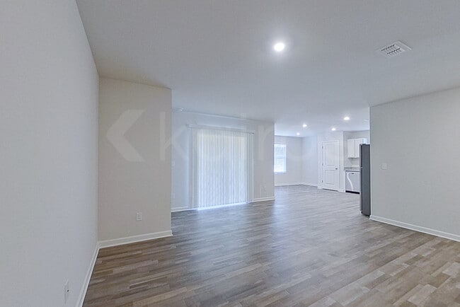 Building Photo - 401 Bohannon Dr.