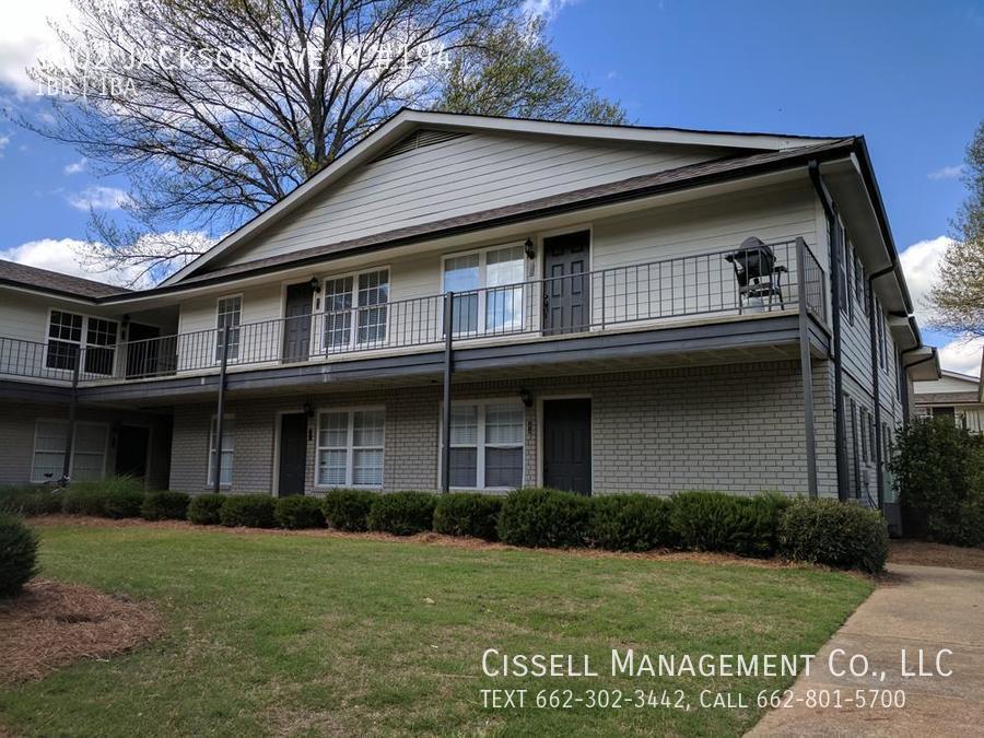 Foto principal - 1802 Jackson Ave W #194