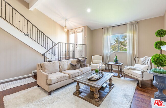 Foto del edificio - 3233 Sawtooth Ct