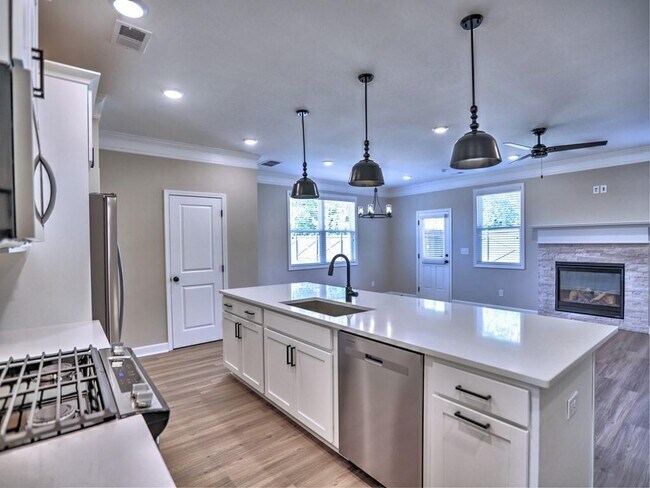 Building Photo - 3355 Verdi Ln