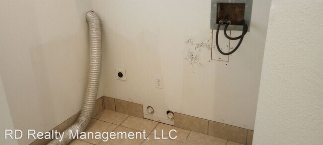 Foto del edificio - 3 br, 1 bath House - 3640 Denver St