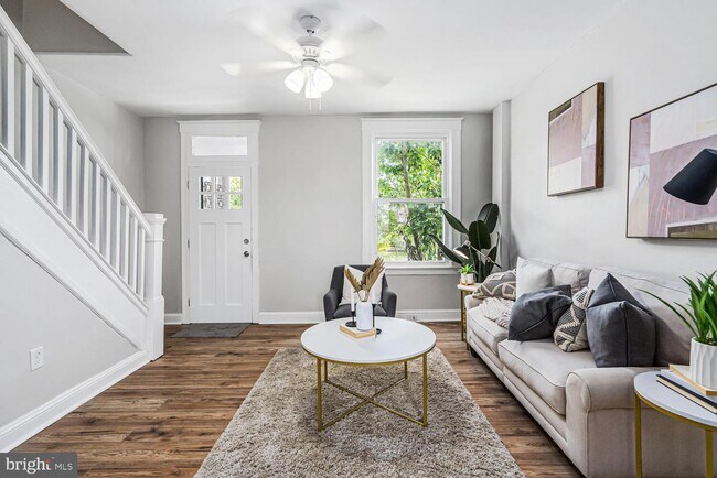 Foto del edificio - 1527 Montpelier St