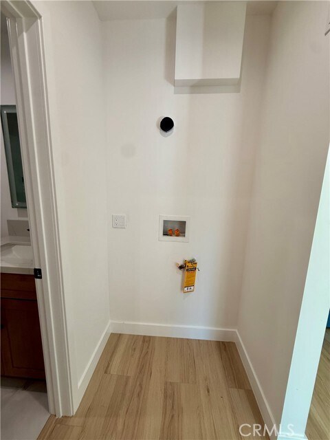 Foto del edificio - 20407 Strathern St