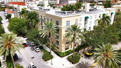 Building Photo - 630 S Sapodilla Ave