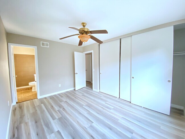 Building Photo - 9990 Kibler Dr