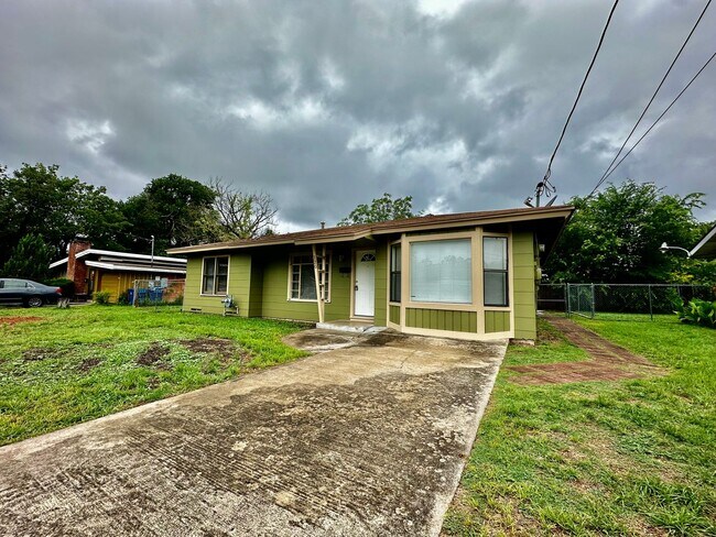 Foto del edificio - 3/2 Home in Kerrville