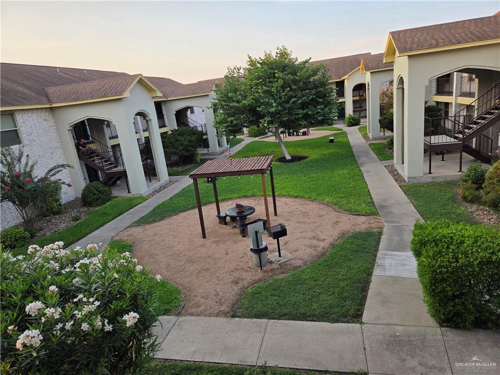 Foto principal - 2501 Hibiscus Ave