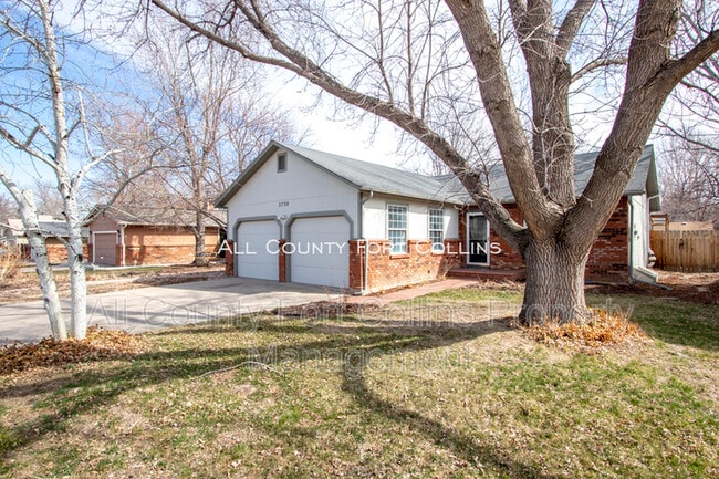 Building Photo - 2730 Hanover Dr