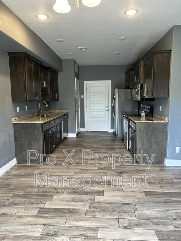 Foto del edificio - 1911 W 26th St