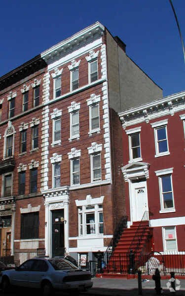 Building Photo - 241 Bainbridge St