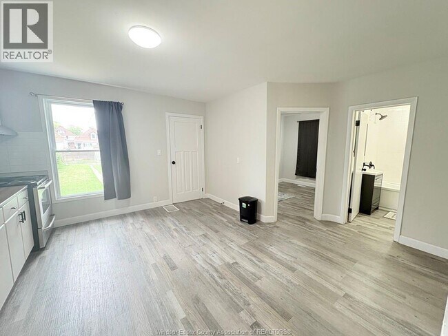 Photo du bâtiment - 820 Marion Ave