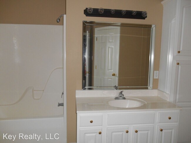 Foto del edificio - 3 br, 2 bath House - 1578 Chase Dr.