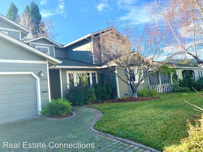 Foto del edificio - 5 br, 3.5 bath House - 16566 Topping Way