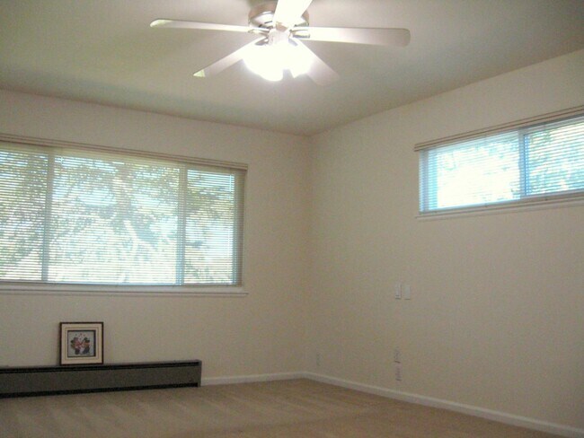 Foto del edificio - 22087 San Fernando Ct