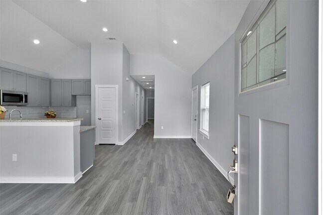 Foto del edificio - 16646 Meadowcroft St