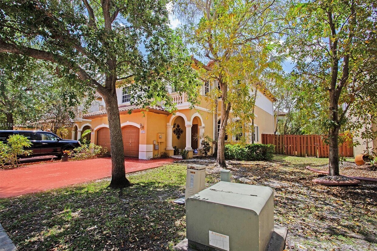 Primary Photo - 14070 SW 50th Ct