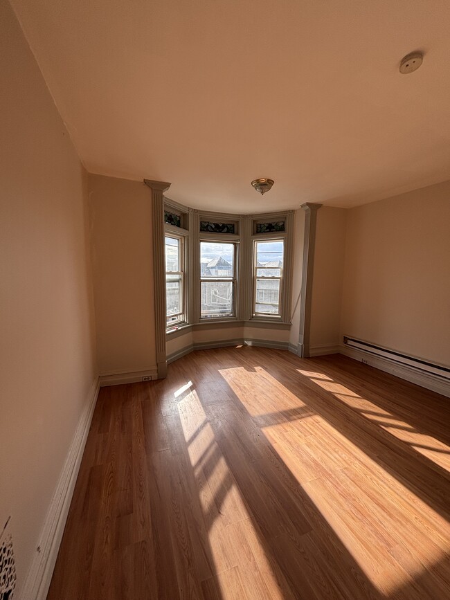 Building Photo - 919 N 12th St