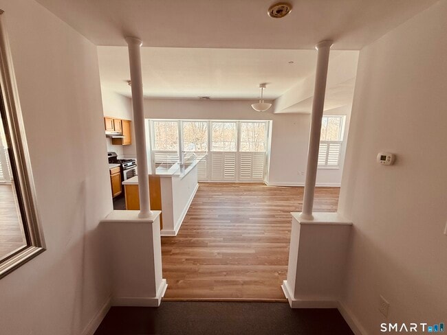 Building Photo - 22 Durham Rd