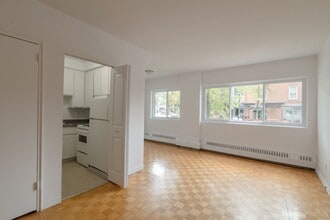 Building Photo - 809 Av. Bloomfield