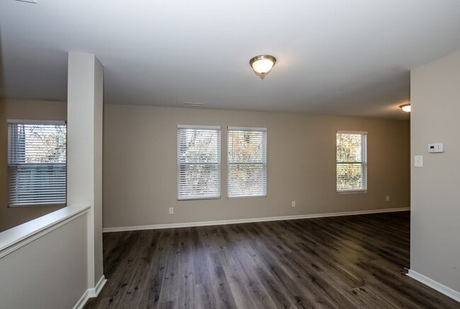 Foto del edificio - 1316 Waterlily Lane