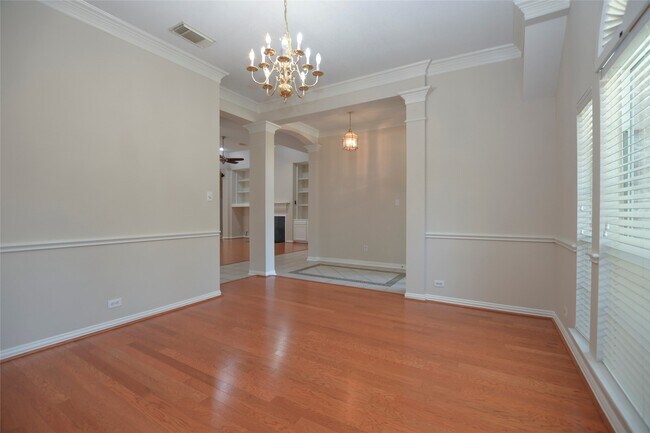 Building Photo - 22023 Beachgrove Ln
