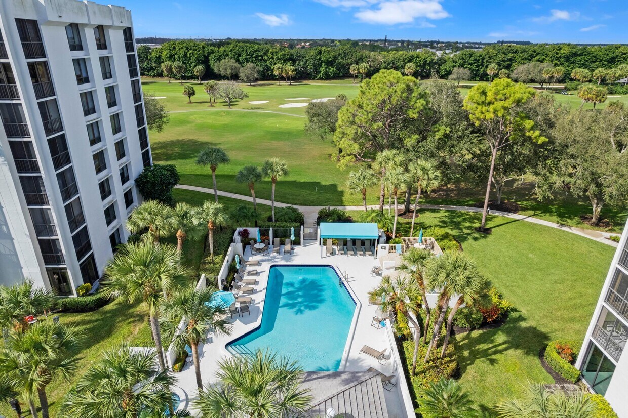 Foto principal - 7847 Lakeside Blvd