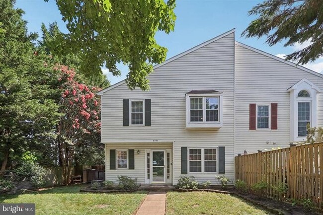 Foto del edificio - 6110 Hoskins Hollow Cir