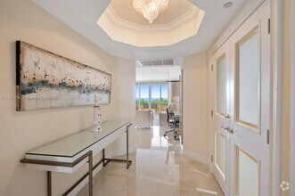 Building Photo - 791 Crandon Blvd