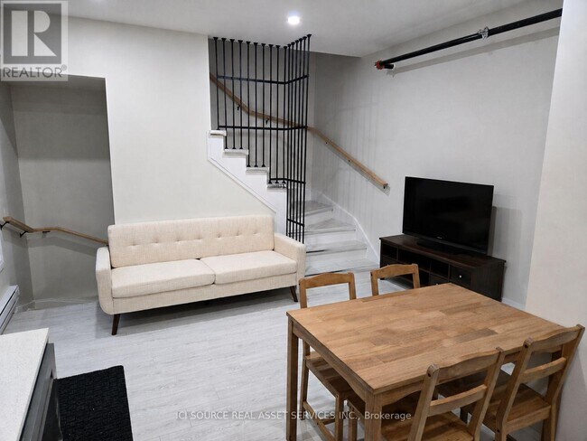 Photo du bâtiment - 4 - 51A HAYNES AVENUE