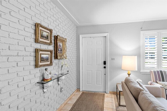 Building Photo - 9075 SW 48th Terrace