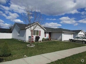 Building Photo - 4835 W Candlewood Dr