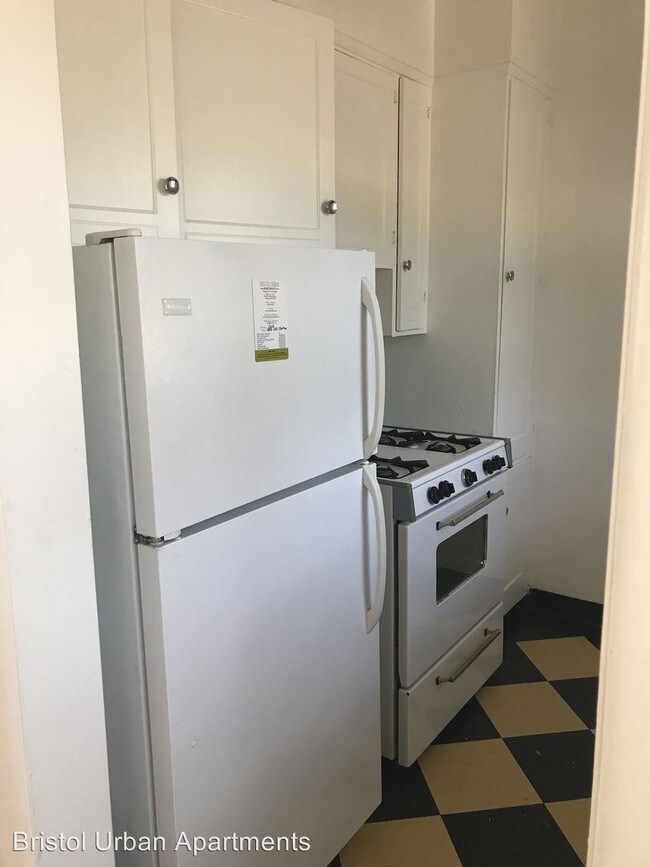 Foto del edificio - 5420 NE Sandycrest Ter