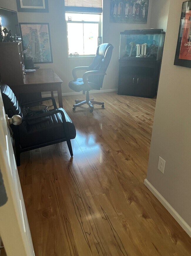 Building Photo - 26906 E Davies Pl