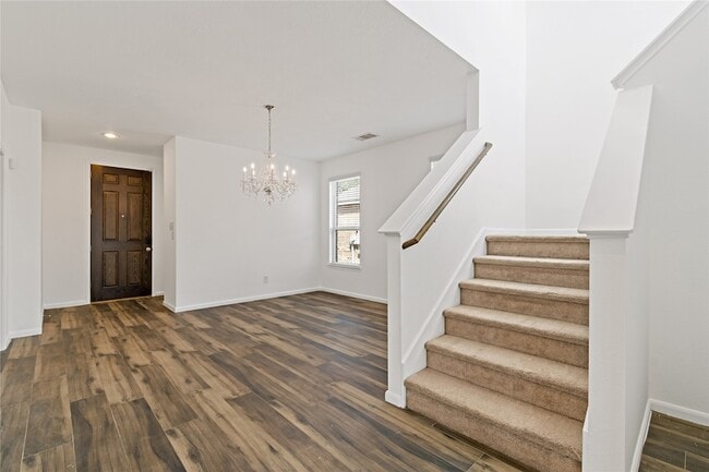 Foto del edificio - 25435 Autumn Woods Dr