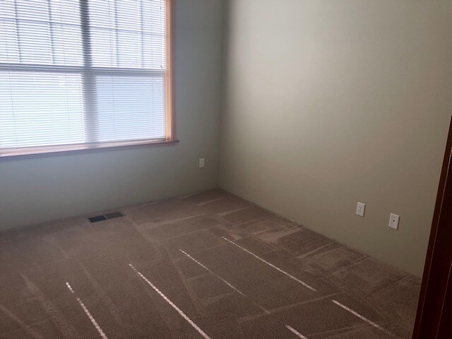 Building Photo - 324 Talent Ave