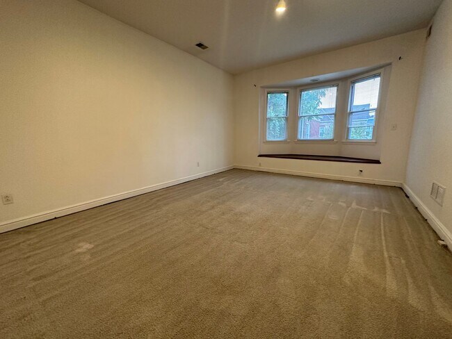 Foto del edificio - 248 S Atlantic Ave