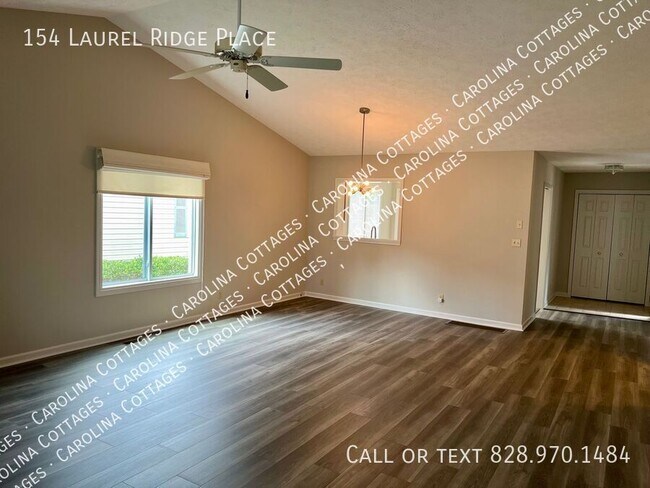 Foto del edificio - 154 Laurel Ridge Pl